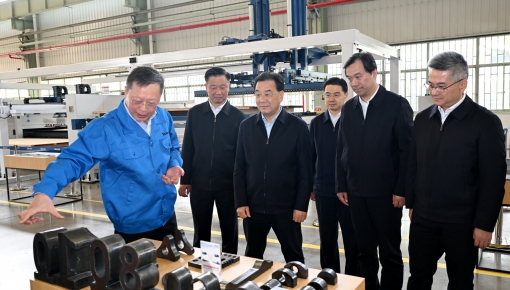 信长星在扬州泰州调研